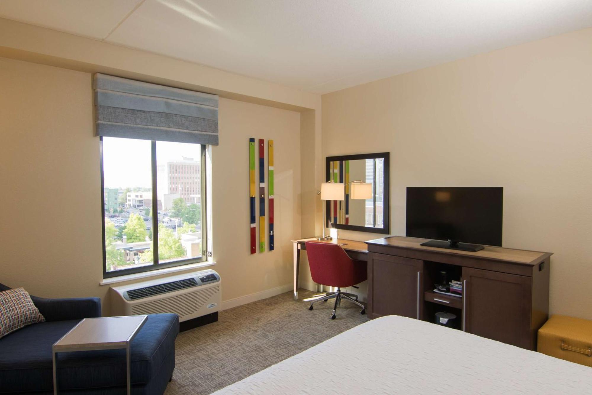 Hampton Inn & Suites Tulsa Downtown, Ok Hotel
