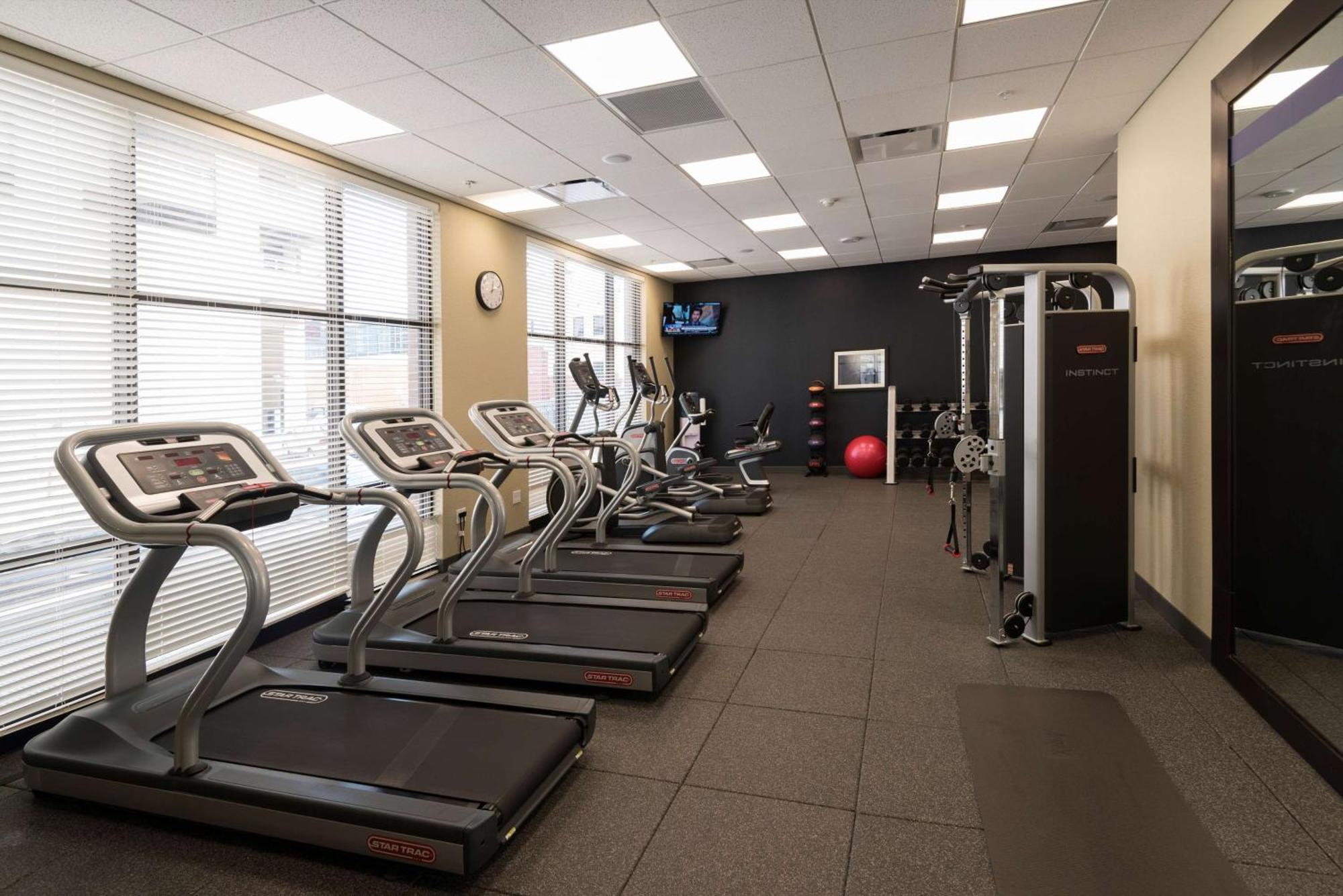 Hampton Inn & Suites Tulsa Downtown, Ok